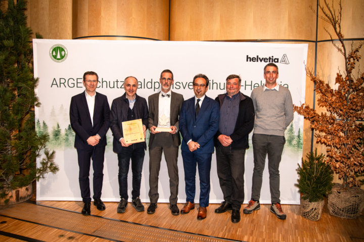 Ethical Banking/Raiffeisenkasse Bozen und Forstinspektorat Schlanders prämiert Ethical Banking/Raiffeisenkasse Bozen und Forstinspektorat Schlanders prämiert