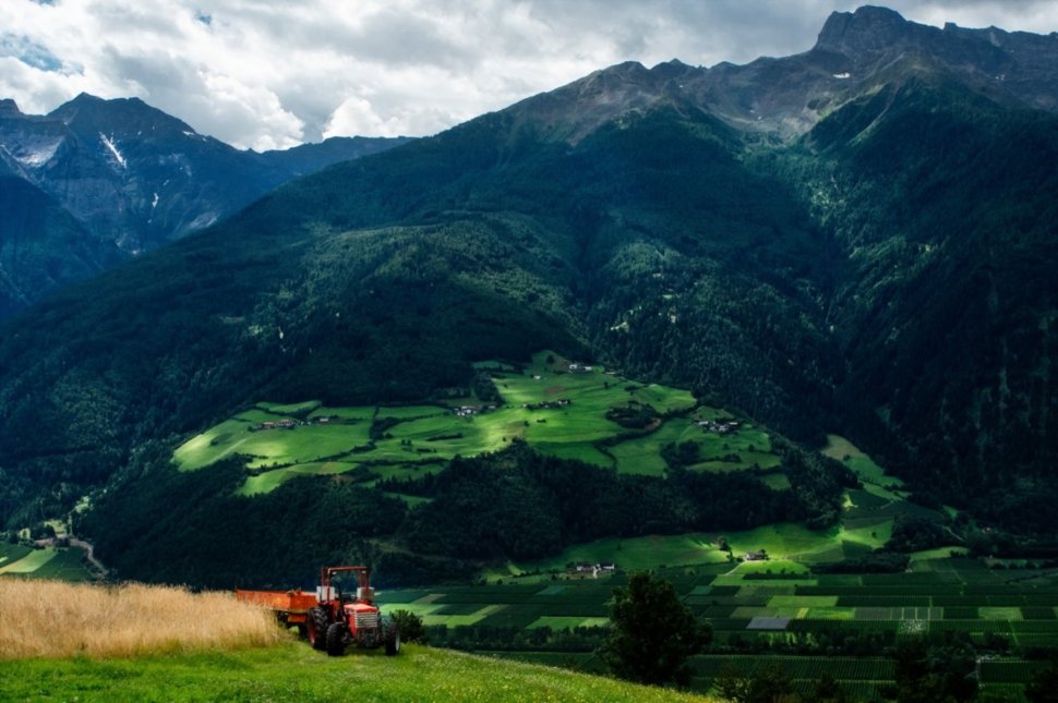 "LandWIRtschaft " mit Ethical Banking der Südtiroler Raiffeisenkassen