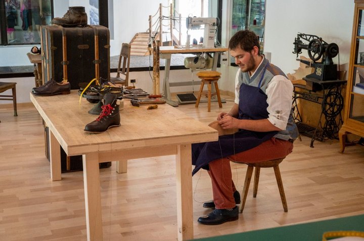 Arbeiten in der neuen Werkstatt