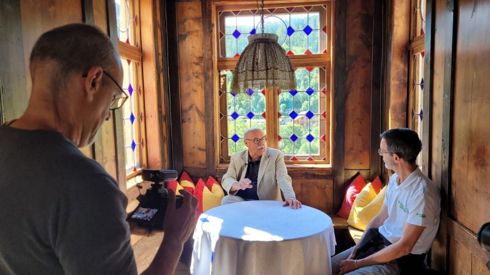 Dr. Eduard Egarter Vigl beim Interview mit EB
