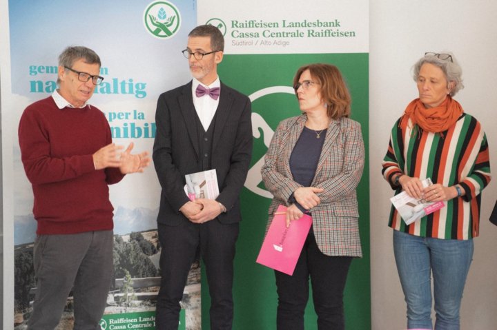 von links nach rechts: Paul Tschigg (dormizil), Roland Furgler (EB), Magdalena Amonn und Sigrid Bracchetti (dormizil) von links nach rechts: Paul Tschigg (dormizil), Roland Furgler (EB), Magdalena Amonn und Sigrid Bracchetti (dormizil)