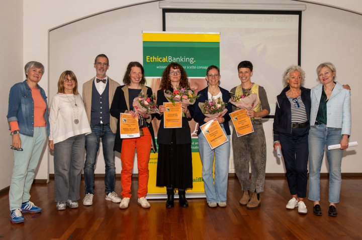 Preisträgerinnen und Initiatorinnen bei der Preisverleihung