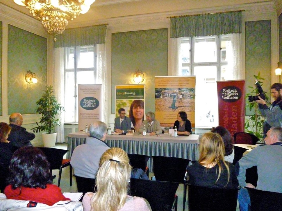 Pressekonferenz im "Damensaal" Hotel Laurin
