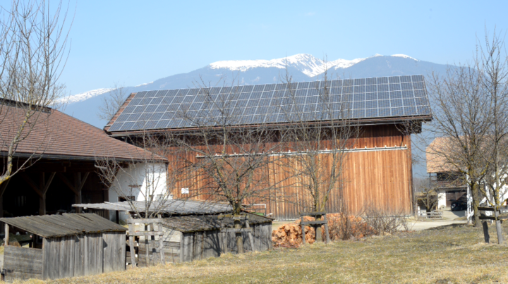 la stalla con l´impianto fotovoltaico